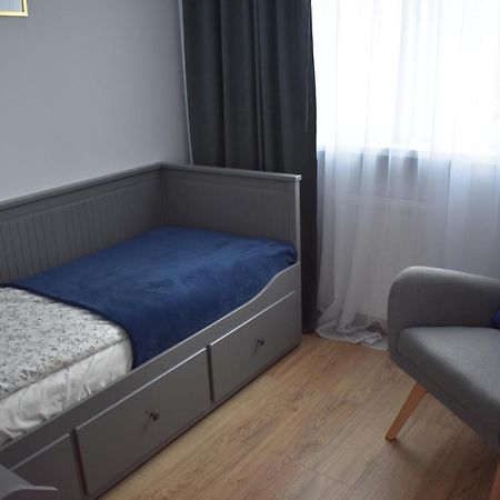 Apartament W Centrum Przy Parku Na Wyspie Piła Exterior foto