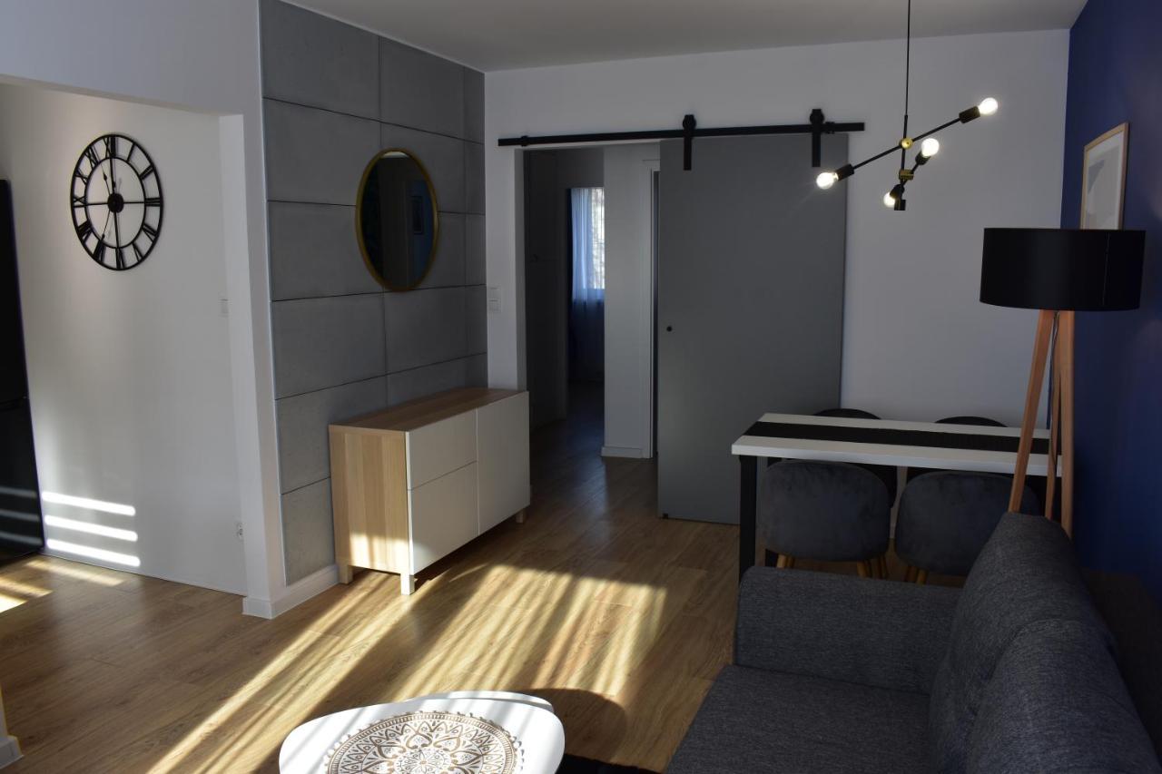 Apartament W Centrum Przy Parku Na Wyspie Piła Exterior foto